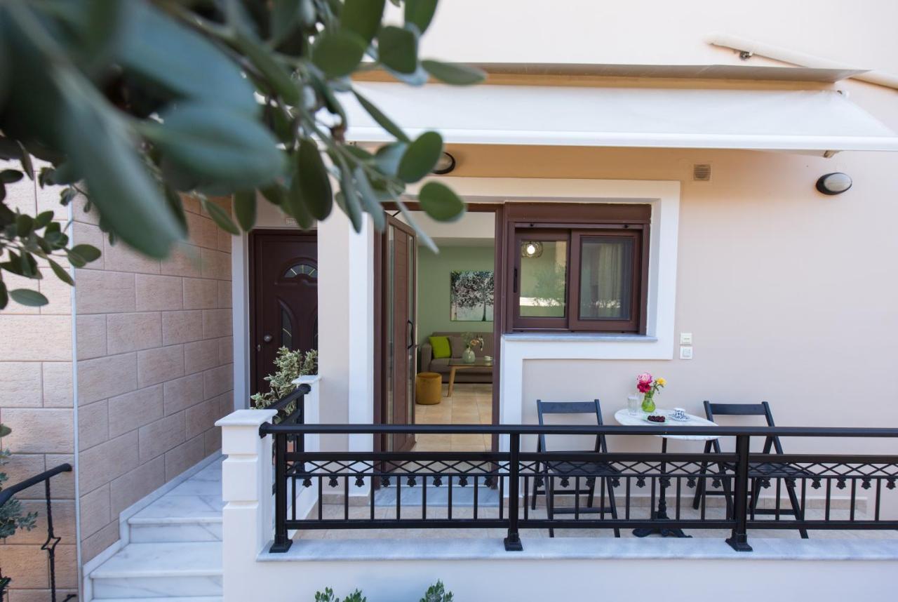 Anastellar Aparthotel Kissamos Exterior photo